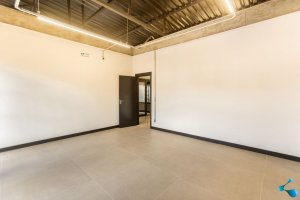 Galpão com 285m² no bairro São Geraldo em Porto Alegre para Alugar