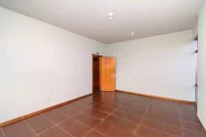 Prédio Comercial com 530m² no bairro Navegantes em Porto Alegre para Alugar
