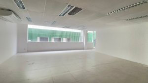 Loja com 500m² no bairro Menino Deus em Porto Alegre para Alugar