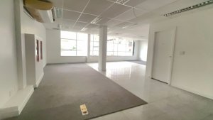 Loja com 500m² no bairro Menino Deus em Porto Alegre para Alugar